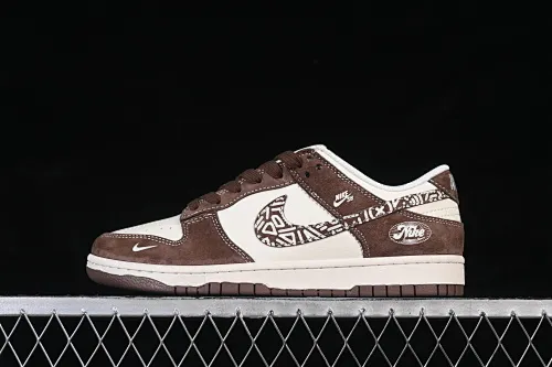 All categories Nk SB Dunk Series Nk SB Dunk Low High-end customized low-top sneakers Nike SB Dunk Low joint white rice suede High-end customized low-top casual sneakers XD1588-240